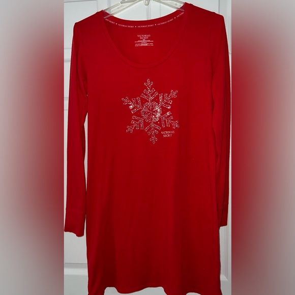 Victoria’s Secret Nightshirt - Picture 1 of 5
